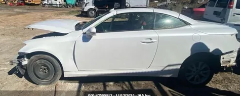 2013 Lexus Is 250C z USA, uszkodzony, nr VIN JTHFF2C2XD2529241